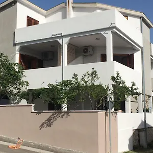 Apartment Rubis, Rovanjska